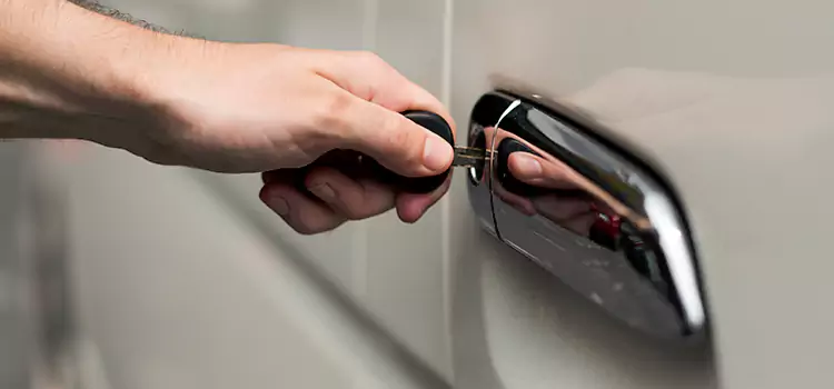 Why Choose Our Auto Locksmith Team in Benbrook, TX?