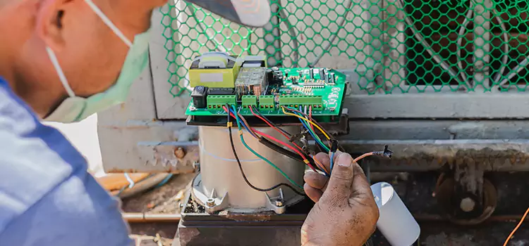 Electric Gate Motor Replacement in Benbrook, TX